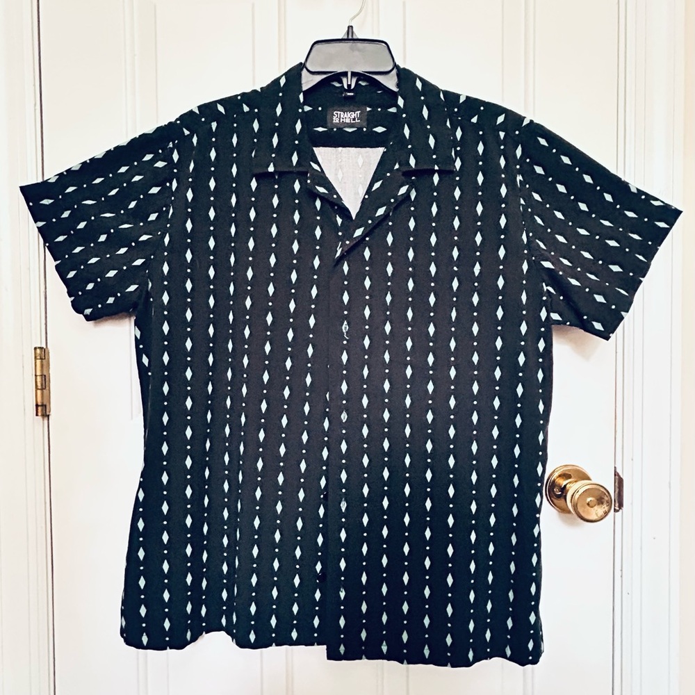 Cool retro style short sleeve button up with camp collar